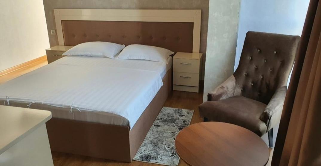 Hotel Montana